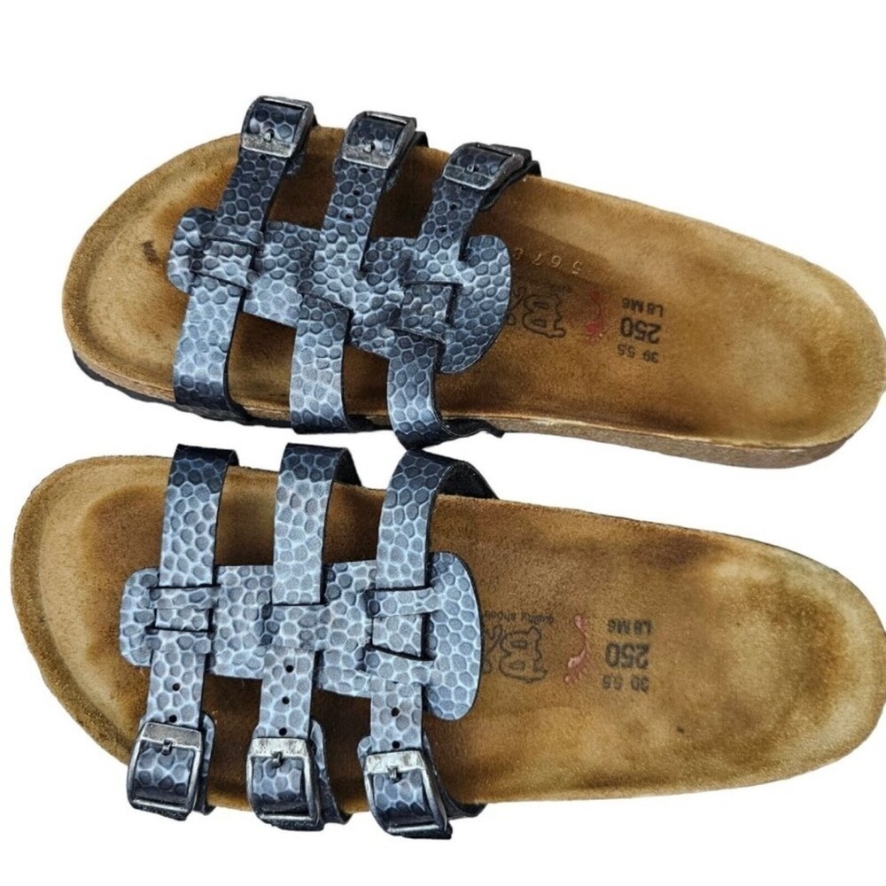 Birkenstock Birki's Xenia Sandals size 5
Leather Gray Metallic 3 Strap
